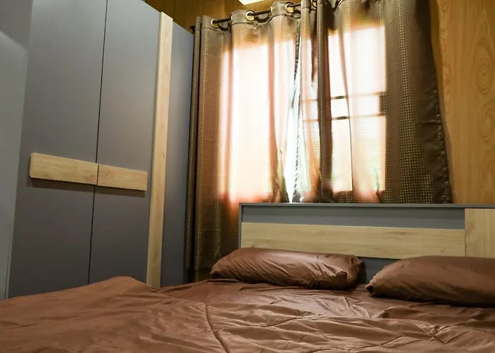 Airport Villa